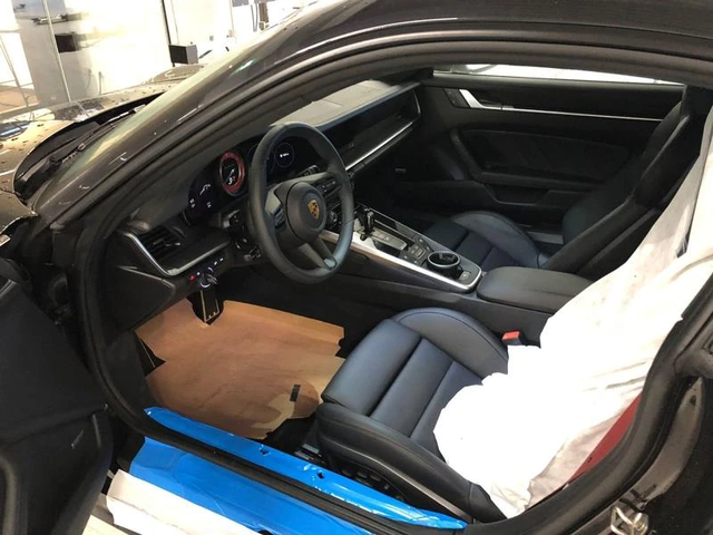 Porsche 911 992 Turbo S Coupé - автомобили, коли, обяви за нови и употребявани 5