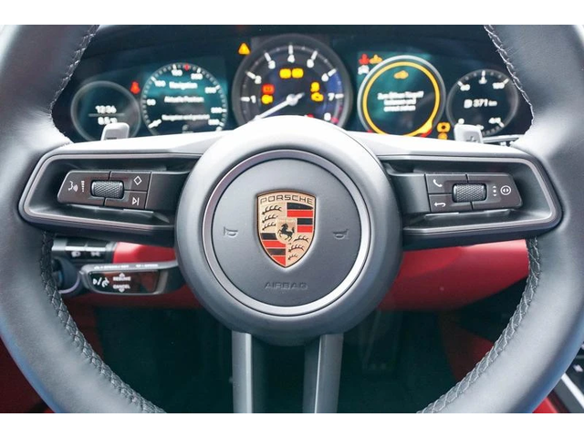 Porsche 911 991 Carrera 3.0 - автомобили, коли, обяви за нови и употребявани 12