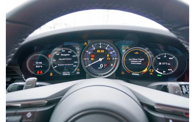 Porsche 911 991 Carrera 3.0 - автомобили, коли, обяви за нови и употребявани 13