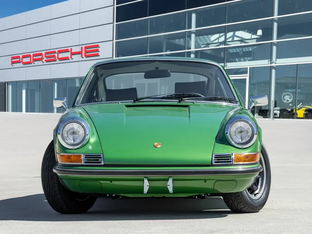 Porsche 911 T 2.4 Coupe (F-Model) С РЕГИСТРАЦИЯ & АВТО КРЕДИТ - автомобили, коли, обяви за нови и употребявани 1