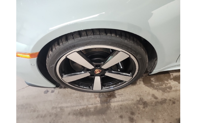porsche-911-3l-6cyl-awd - 5