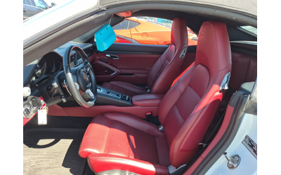 porsche-911-3l-6cyl-rear-wheel-drive - 4