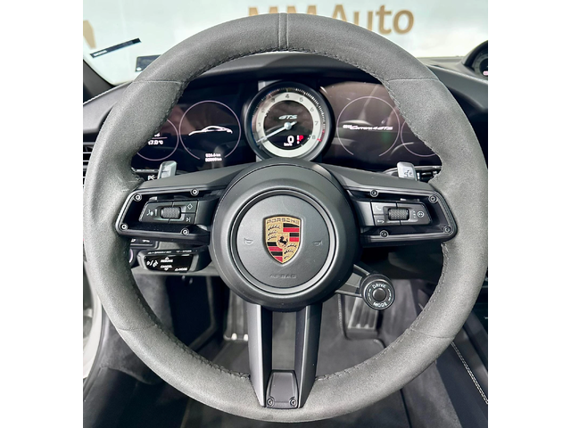 Porsche 911 Carrera 4 GTS* Carbon* Lift* SportChrono* BOSE - автомобили, коли, обяви за нови и употребявани 10