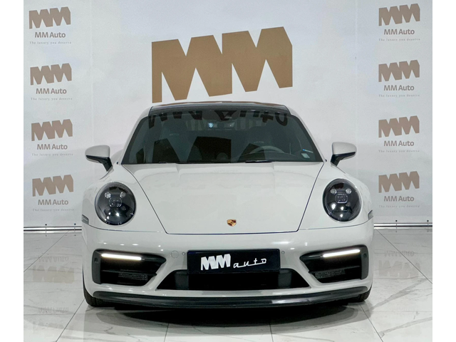 Porsche 911 Carrera 4 GTS* Carbon* Lift* SportChrono* BOSE - автомобили, коли, обяви за нови и употребявани 3