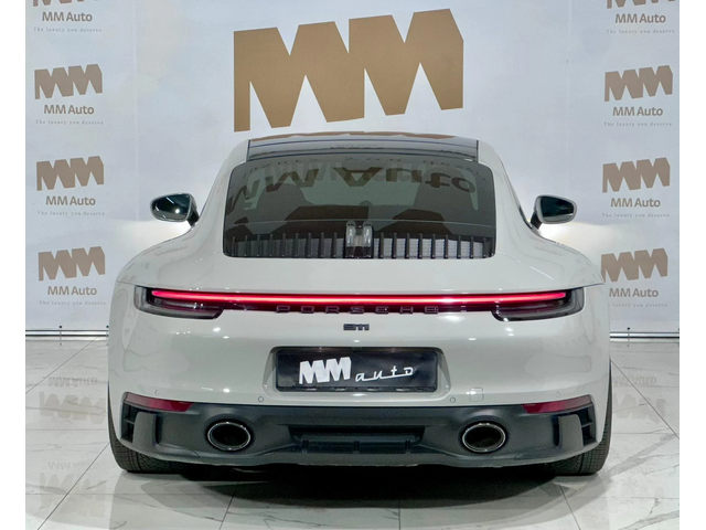 Porsche 911 Carrera 4 GTS* Carbon* Lift* SportChrono* BOSE - автомобили, коли, обяви за нови и употребявани 4