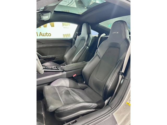 Porsche 911 Carrera 4 GTS* Carbon* Lift* SportChrono* BOSE - автомобили, коли, обяви за нови и употребявани 7