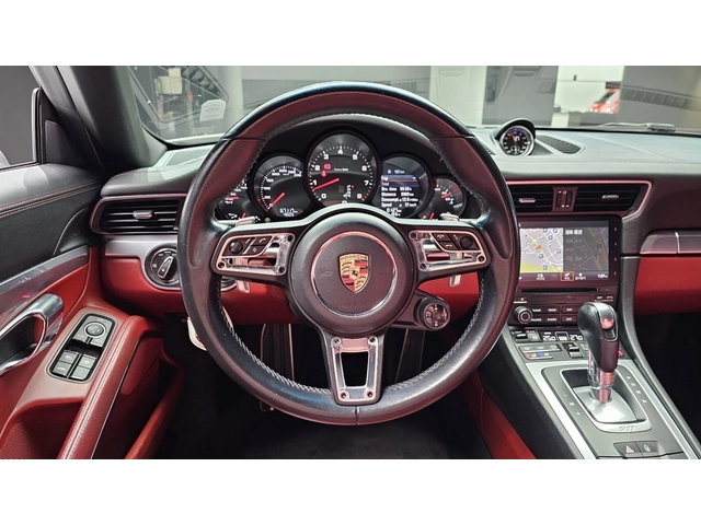 Porsche 911 Cabriolet 991 - автомобили, коли, обяви за нови и употребявани 4