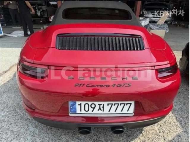Porsche 911 CARRERA 4 GTS - автомобили, коли, обяви за нови и употребявани 3