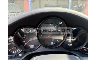 Porsche 911 CARRERA 4 GTS - автомобили, коли, обяви за нови и употребявани 9