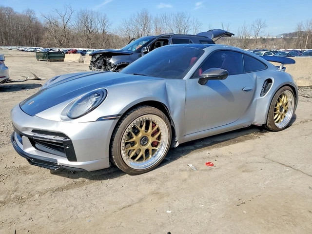Porsche 911 TURBO S - автомобили, коли, обяви за нови и употребявани 0