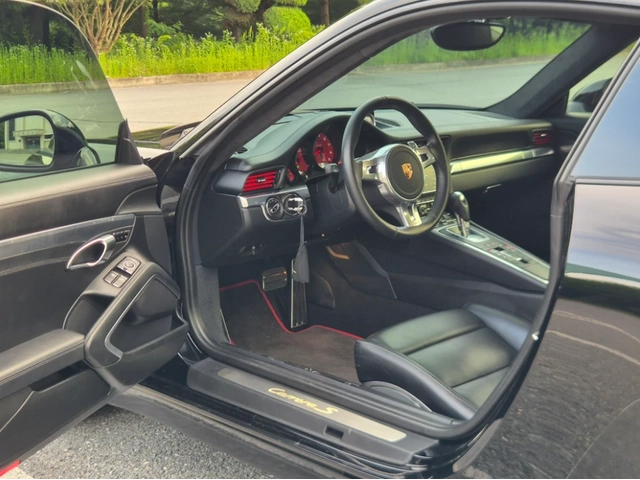 Porsche 911 CARRERA S - автомобили, коли, обяви за нови и употребявани 9