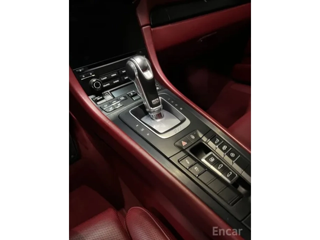 Porsche 911 CARRERA GTS - автомобили, коли, обяви за нови и употребявани 7