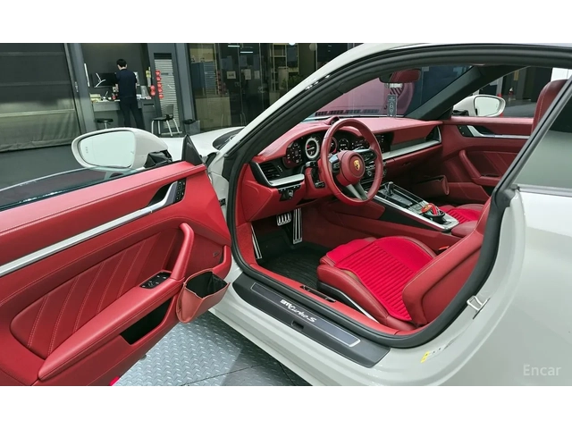 Porsche 911 Turbo S | ПАНОРАМА | ОБДУХ | 360 КАМЕРИ - автомобили, коли, обяви за нови и употребявани 5