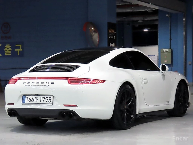 Porsche 911 Carrera* GTS* 991* BOSE* CHRONO* ОБДУХВАНЕ* - автомобили, коли, обяви за нови и употребявани 2