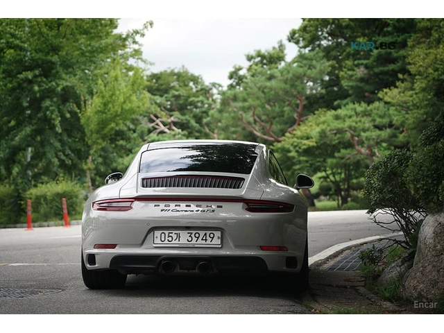 Porsche 911 CARRERA 4 GTS 991.2 - автомобили, коли, обяви за нови и употребявани 3