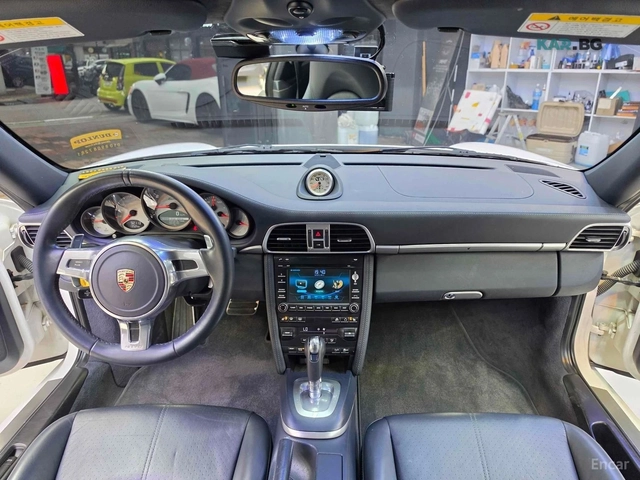 Porsche 911 TURBO 997/PDK/CERAMIC/AKRAPOVIC - автомобили, коли, обяви за нови и употребявани 9