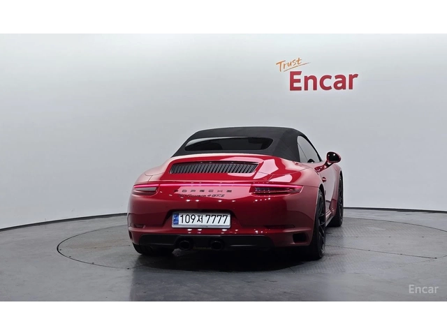 Porsche 911 CARRERA 4* GTS* F1 ВОЛАН* ОБДУХ* БЕЗ ИНЦИДЕНТИ - автомобили, коли, обяви за нови и употребявани 2