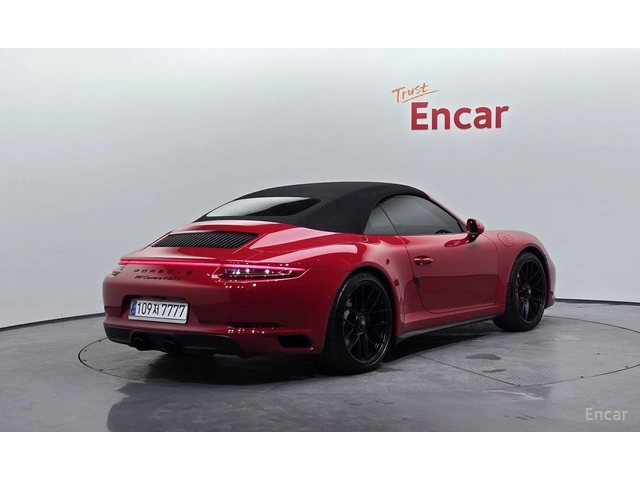 Porsche 911 CARRERA 4* GTS* F1 ВОЛАН* ОБДУХ* БЕЗ ИНЦИДЕНТИ - автомобили, коли, обяви за нови и употребявани 3