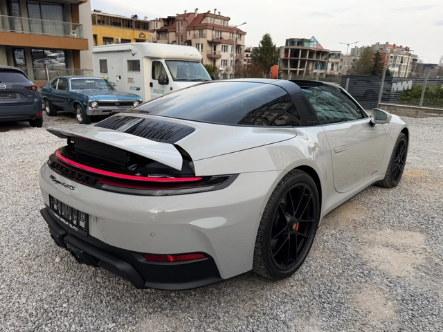 Porsche 911 992 TARGA 4 GTS Burmester ЛИЗИНГ НОВ - автомобили, коли, обяви за нови и употребявани 4