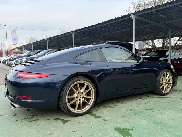 Porsche 911 CARRERA - автомобили, коли, обяви за нови и употребявани 4