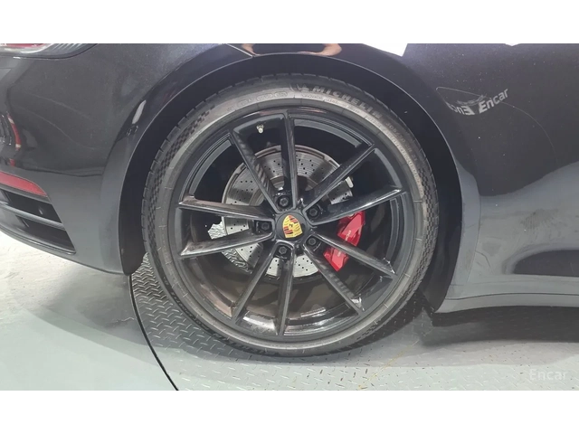 Porsche 911 Carrera S - автомобили, коли, обяви за нови и употребявани 4