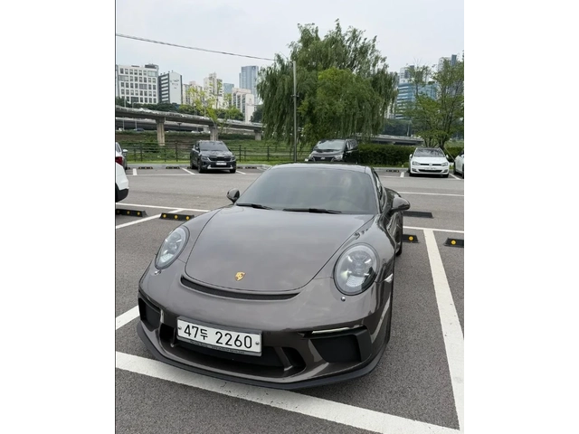 Porsche 911 911 CARRERA 4 GTS - автомобили, коли, обяви за нови и употребявани 3