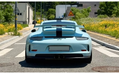 porsche-911 - 1