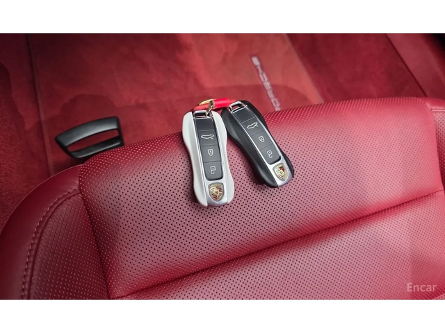 Porsche 911 Carrera S - автомобили, коли, обяви за нови и употребявани 14