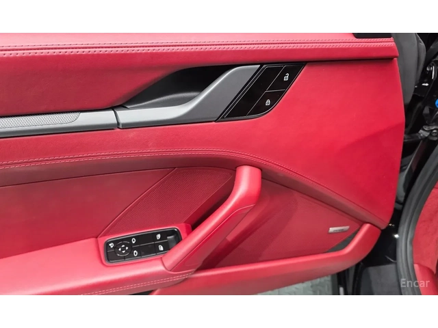 Porsche 911 Carrera S - автомобили, коли, обяви за нови и употребявани 6