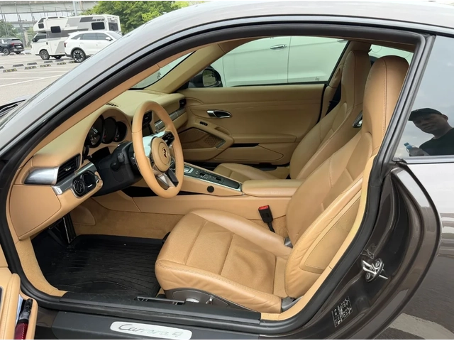 Porsche 911 911 CARRERA 4 GTS - автомобили, коли, обяви за нови и употребявани 9