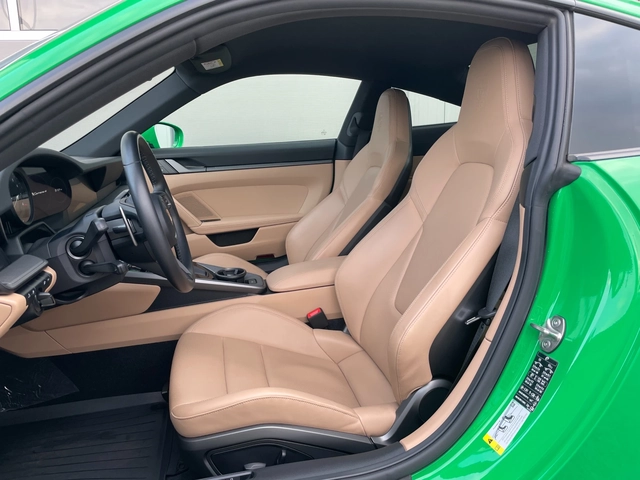 Porsche 911 Carrera 4 Гаранционен автомобил - автомобили, коли, обяви за нови и употребявани 11