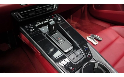 Porsche 911 Carrera S - автомобили, коли, обяви за нови и употребявани 7