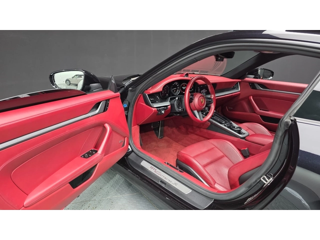 Porsche 911 Carrera S - автомобили, коли, обяви за нови и употребявани 9