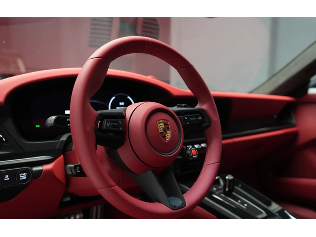 PORSCHE 911 911 Carrera 4 GTS 3.6 T-Hybrid - автомобили, коли, обяви за нови и употребявани 5