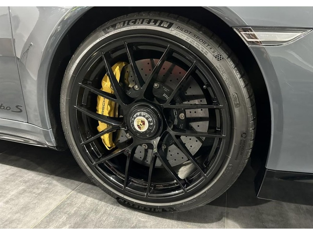 PORSCHE 911 911 Turbo S - автомобили, коли, обяви за нови и употребявани 9