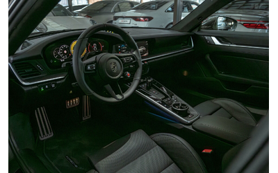 Porsche 911 Turbo S Hybrid/PDCC/PCCB/PDK/PDLS+/Камера 360/Burmester - автомобили, коли, обяви за нови и употребявани 7