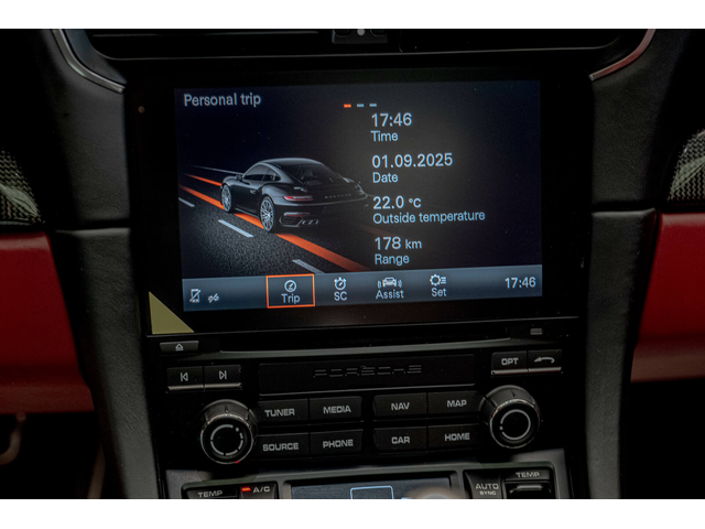 Porsche 911 Turbo S/PDLS+/PDCC/PCCB/Bose/Sport Chrono/PVTS Plus - автомобили, коли, обяви за нови и употребявани 9