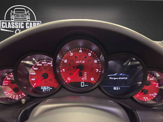 Porsche 991.2 Targa 4 GTS - автомобили, коли, обяви за нови и употребявани 11