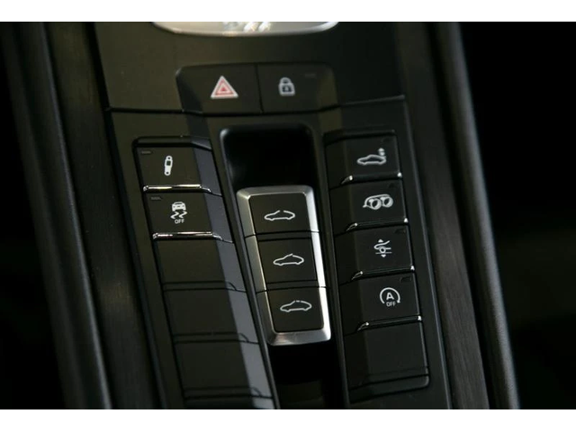 Porsche 991 911 Carrera GTS Sport - автомобили, коли, обяви за нови и употребявани 13