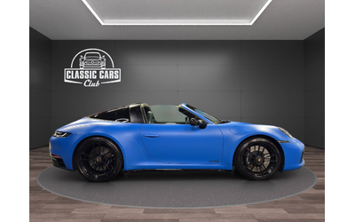 porsche-992-1-targa-4-gts - 5