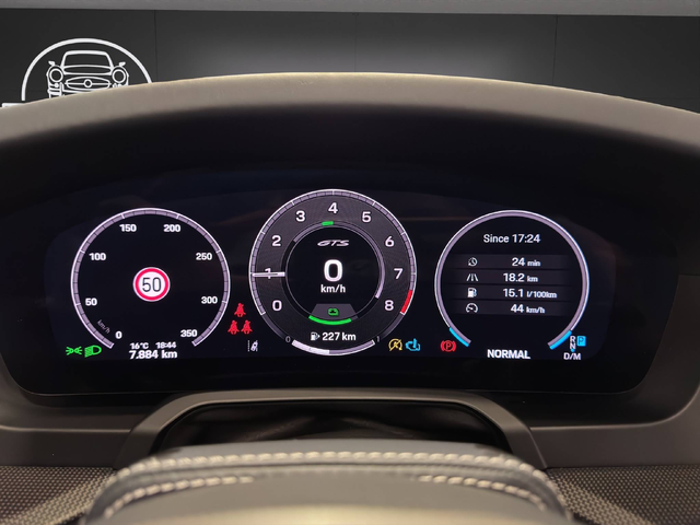 Porsche 992.2 Targa 4 GTS - автомобили, коли, обяви за нови и употребявани 11