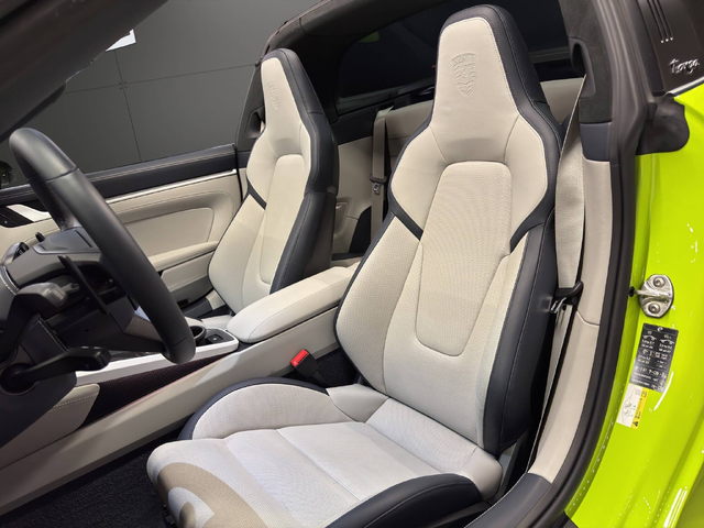 Porsche 992.2 Targa 4 GTS - автомобили, коли, обяви за нови и употребявани 25