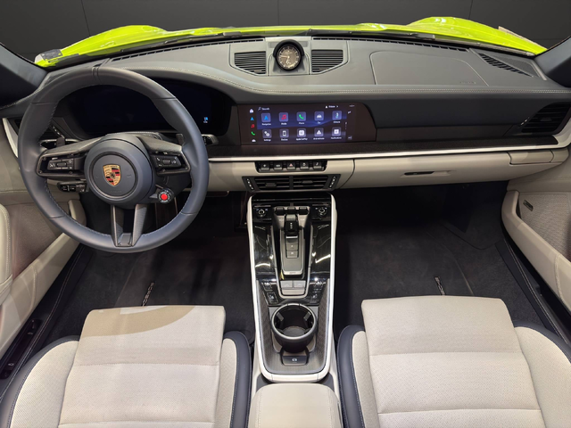 Porsche 992.2 Targa 4 GTS - автомобили, коли, обяви за нови и употребявани 9