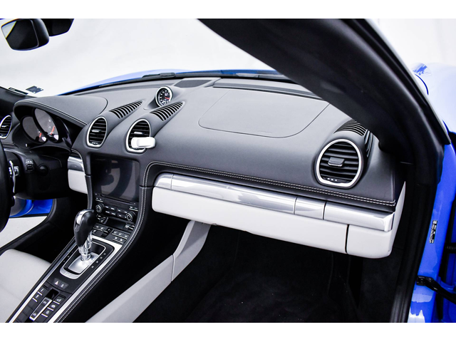 Porsche Boxster GTS - автомобили, коли, обяви за нови и употребявани 14