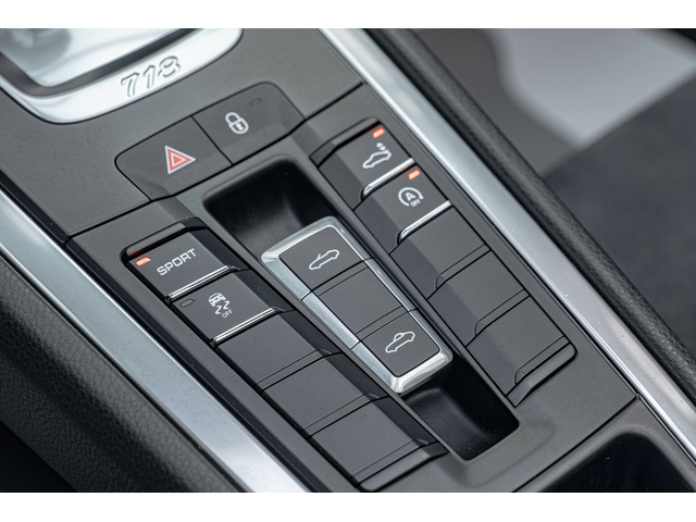 Porsche Boxter 718/PDC/PCM/BiXenon/Sport - автомобили, коли, обяви за нови и употребявани 8