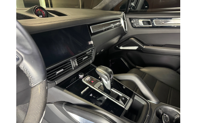 Porsche Cayenne Turbo S - автомобили, коли, обяви за нови и употребявани 13