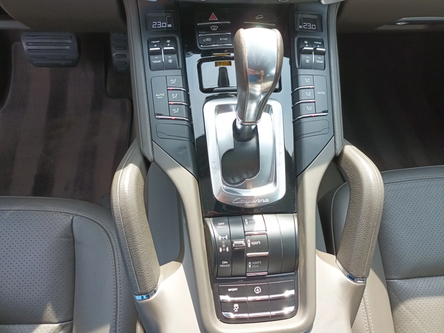 Porsche Cayenne FACE/ПАНОРАМА/DISTRONIC - автомобили, коли, обяви за нови и употребявани 12