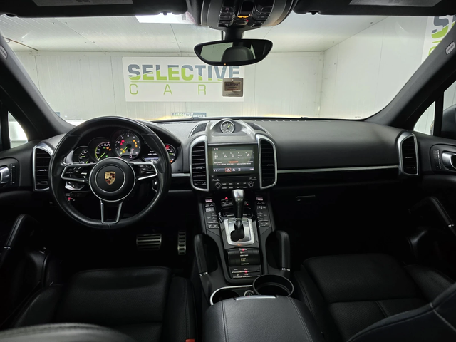Porsche Cayenne Cayenne S E-Hybrid AWD - автомобили, коли, обяви за нови и употребявани 10