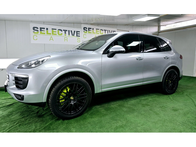Porsche Cayenne Cayenne S E-Hybrid AWD - автомобили, коли, обяви за нови и употребявани 2