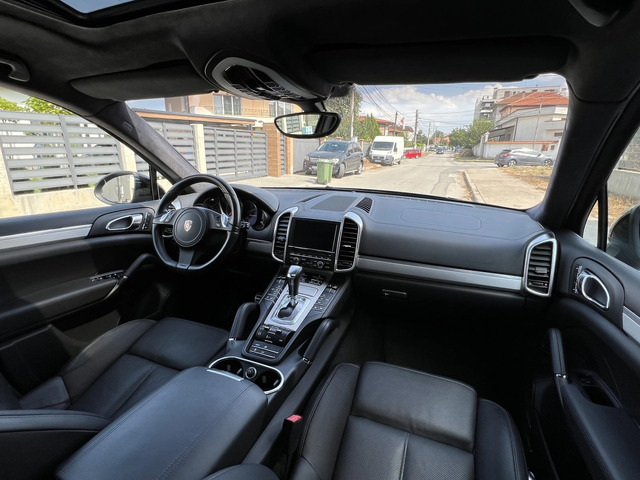 Porsche Cayenne TURBO-S-ШВЕЙЦАРИЯ-ТОP-FULL - автомобили, коли, обяви за нови и употребявани 11